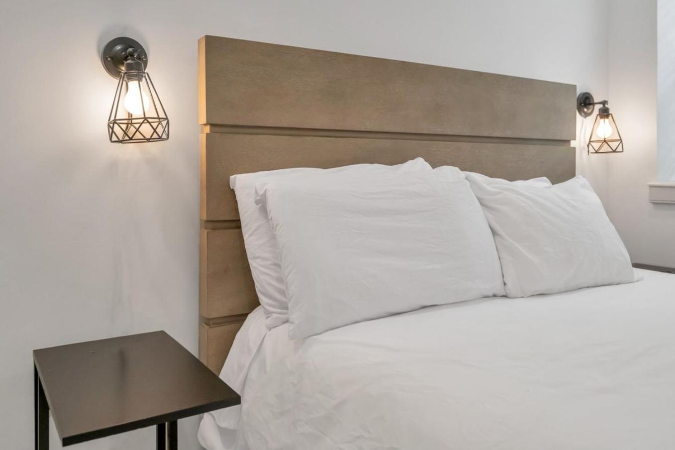 Sleeps 24-Spacious Suites Near Fq W Pool Ню Орлиънс Екстериор снимка