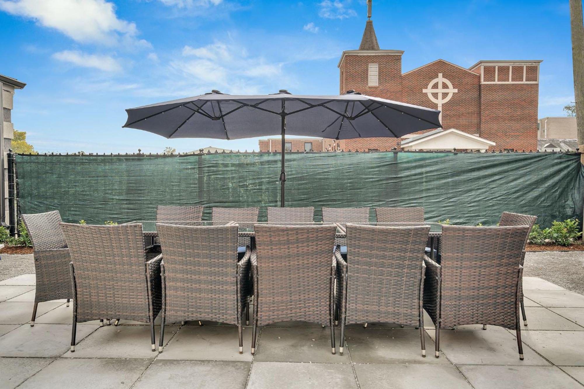 Sleeps 24-Spacious Suites Near Fq W Pool Ню Орлиънс Екстериор снимка