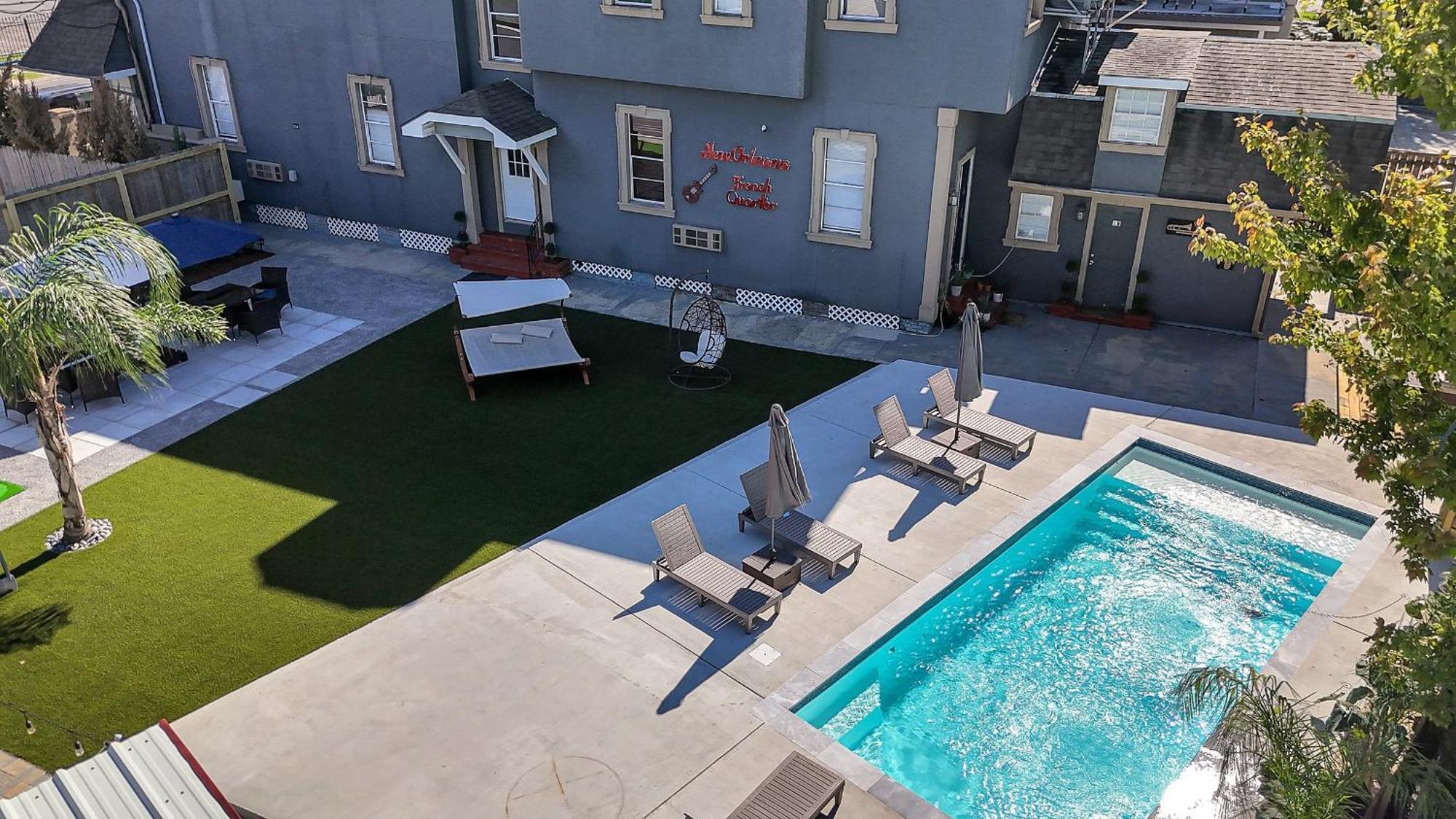Sleeps 24-Spacious Suites Near Fq W Pool Ню Орлиънс Екстериор снимка