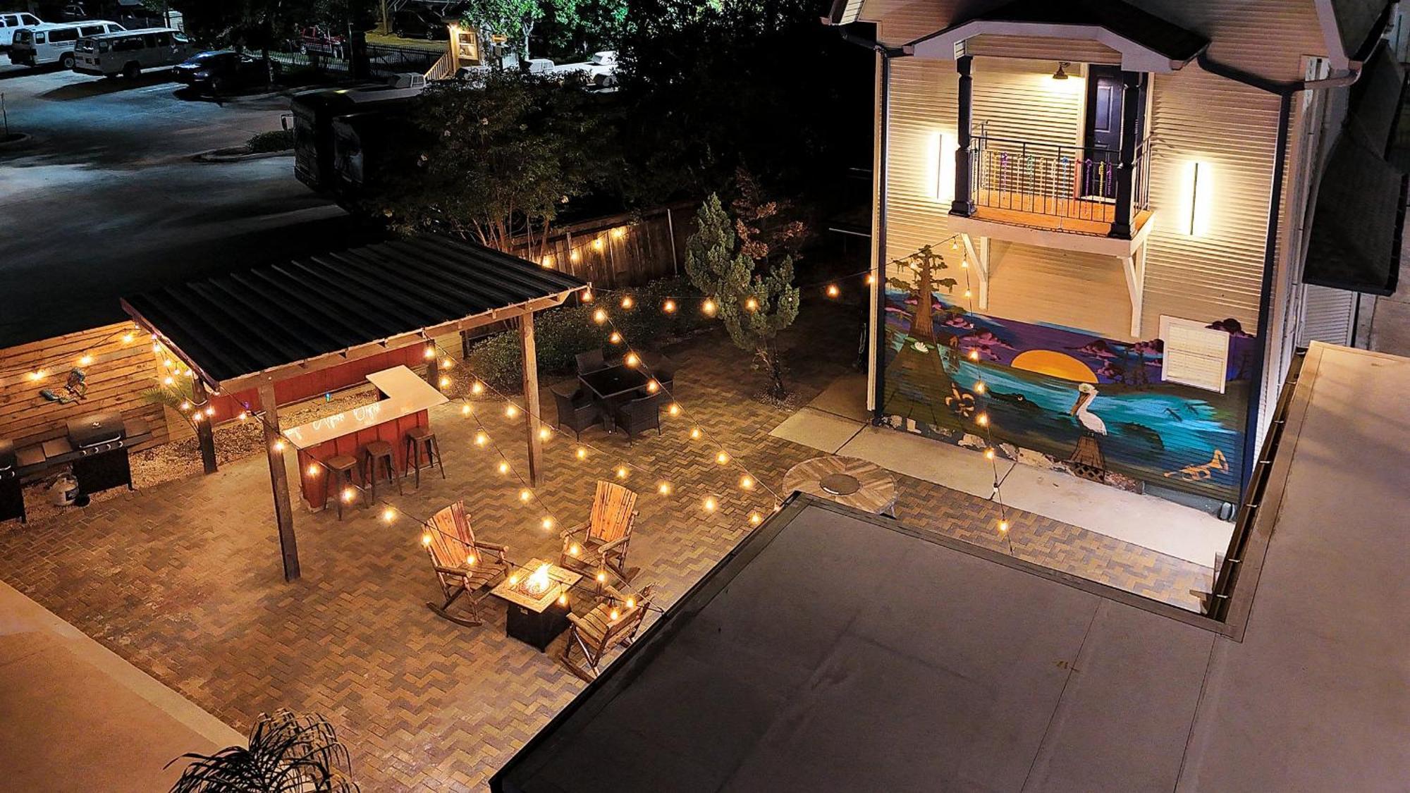 Sleeps 24-Spacious Suites Near Fq W Pool Ню Орлиънс Екстериор снимка